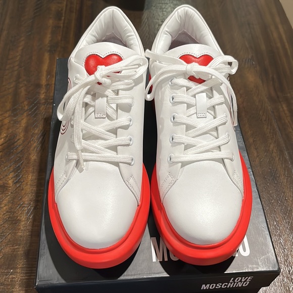 New Love Moschino Red Heart Sneakers - Picture 2 of 9